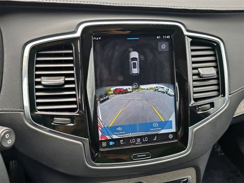 Used 2023 Volvo XC90 T8 Ultimate image 22