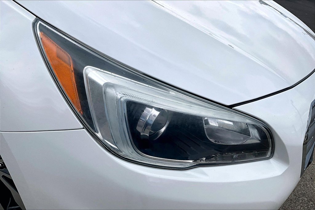 Used 2016 Subaru Outback 3.6R Limited AWD/4WD image 27