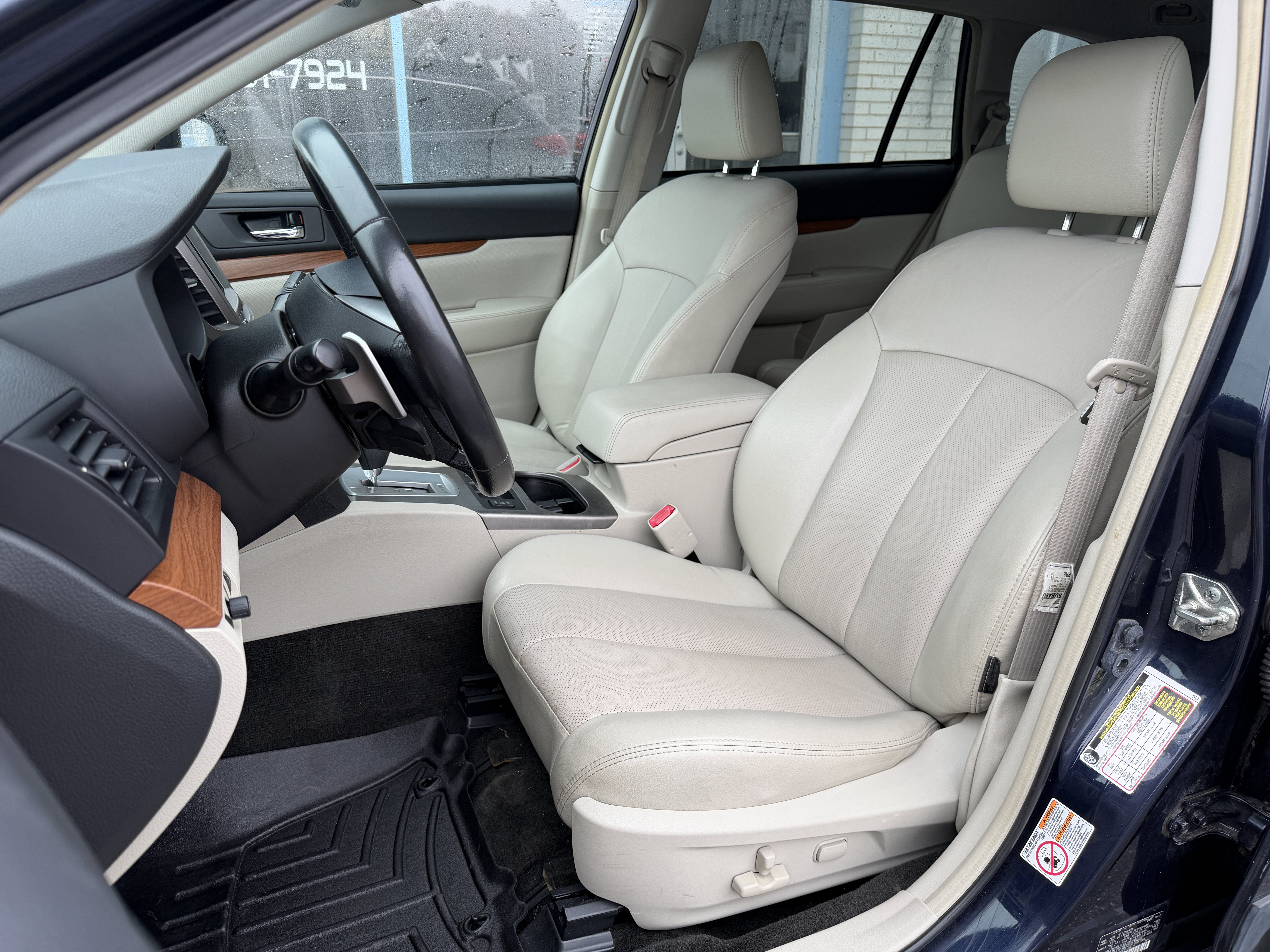 Used 2013 Subaru Outback 2.5i Limited AWD/4WD image 13