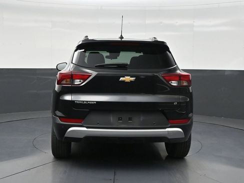Used 2025 Chevrolet TrailBlazer LT w/ Driver Confidence Package FWD image 4