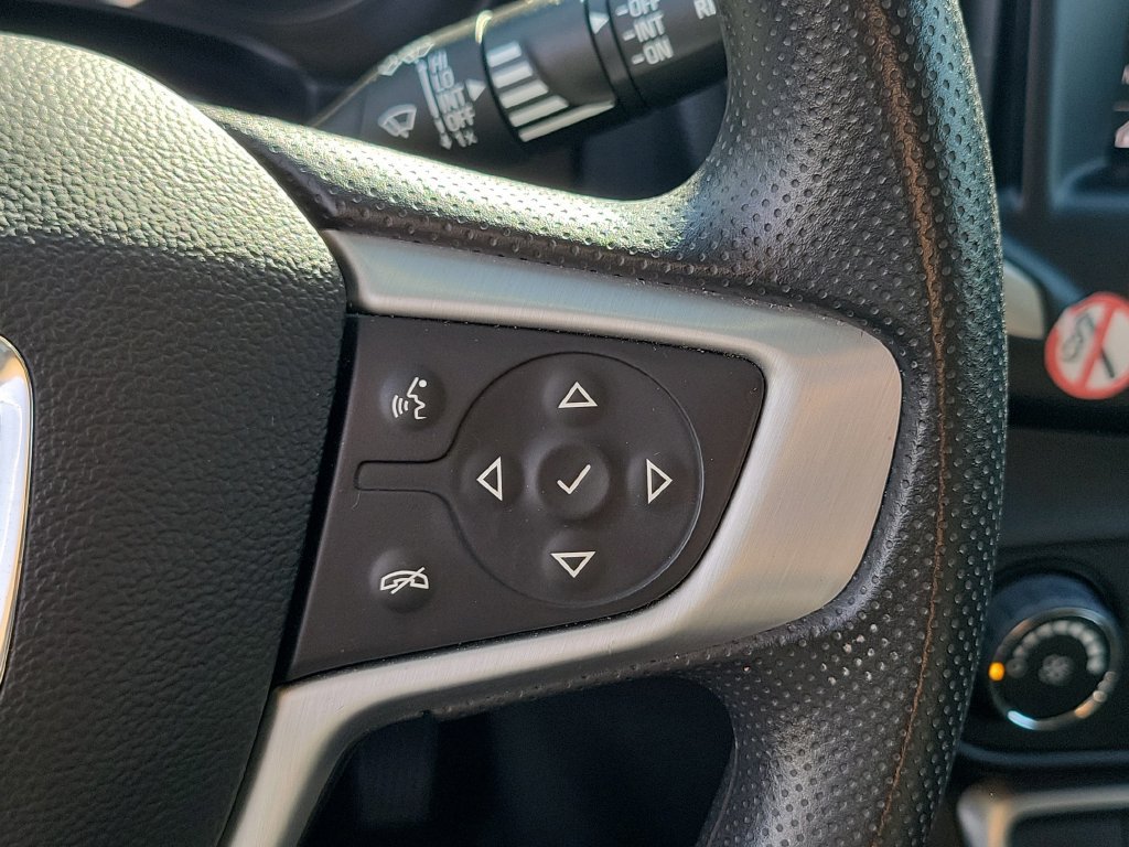 Used 2024 GMC Terrain SLE FWD image 35