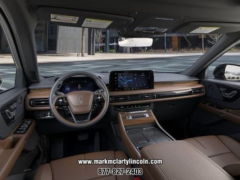 New 2026 Lincoln Aviator Reserve w/ Illumination Package RWD image 9