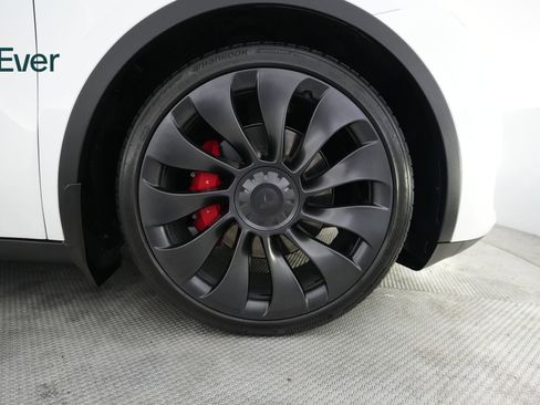 Used 2023 Tesla Model Y Performance AWD/4WD image 20