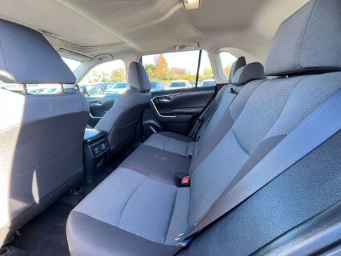 Used 2025 Toyota RAV4 XLE image 27