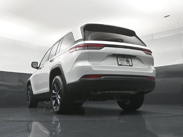 New 2026 Jeep Grand Cherokee Limited AWD/4WD image 22