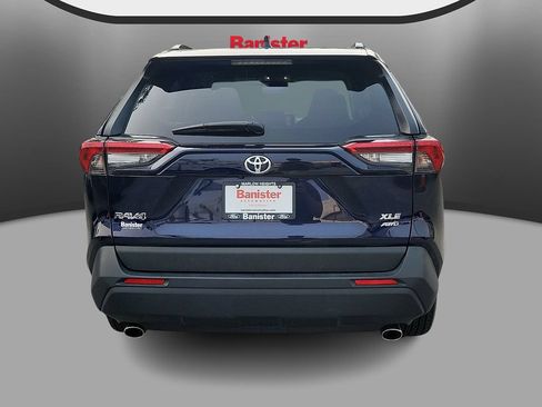 Used 2025 Toyota RAV4 XLE AWD/4WD image 5
