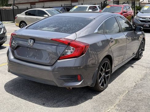 Used 2016 Honda Civic EX image 6