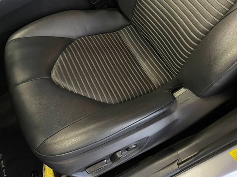 Used 2020 Toyota Camry SE FWD image 24