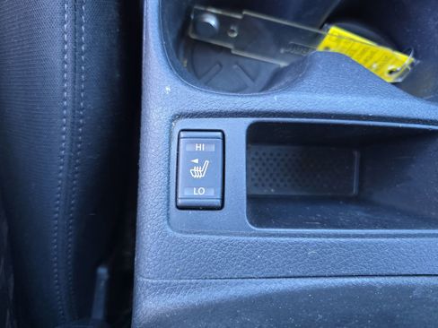 Used 2017 Nissan Rogue SV w/ Midnight Edition image 19