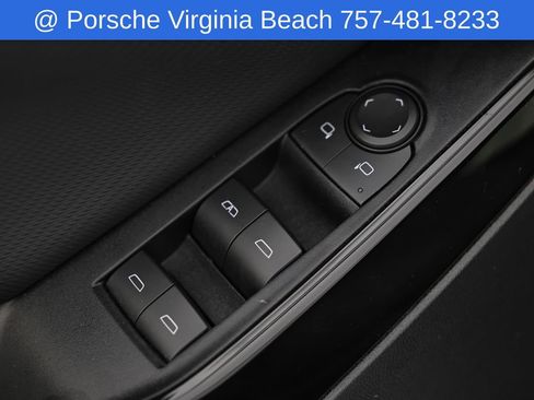 Used 2026 Chevrolet Equinox LT AWD/4WD image 22