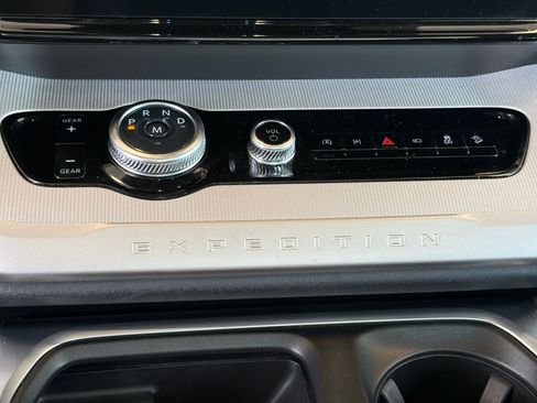 Certified 2025 Ford Expedition Max Active AWD/4WD image 22