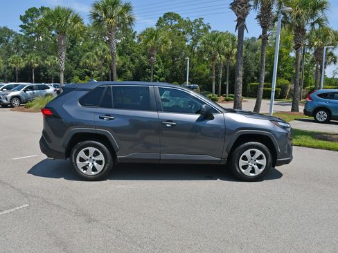 Used 2023 Toyota RAV4 LE FWD image 2