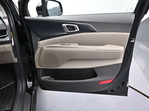 New 2026 Kia Carnival LXS image 22