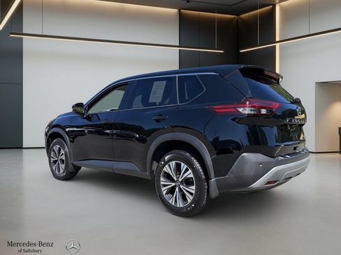 Used 2021 Nissan Rogue SV FWD image 6