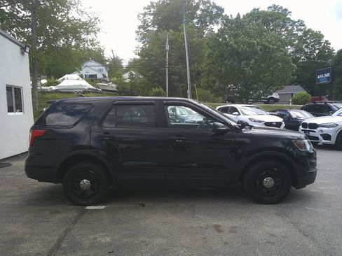 Used 2017 Ford Explorer 4WD Police Interceptor image 4