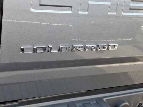 Used 2022 Chevrolet Colorado LT w/ LT Convenience Package image 29