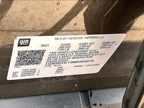 Used 2021 Chevrolet Suburban Premier AWD/4WD image 34