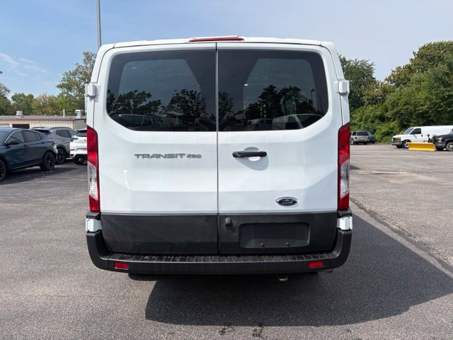 Used 2025 Ford Transit 250 Low Roof w/ Exterior Upgrade Package RWD image 4