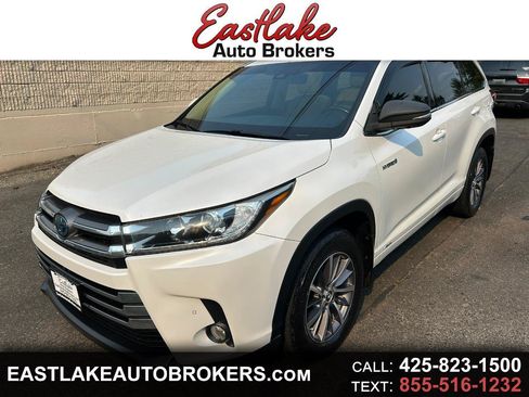 Used 2018 Toyota Highlander Limited Platinum AWD/4WD image 1