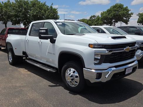 New 2026 Chevrolet Silverado 3500 LT w/ Safety Package AWD/4WD image 5