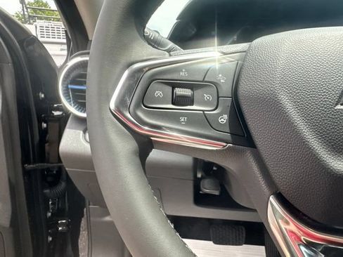 New 2026 Chevrolet Trax LT w/ Midnight Edition FWD image 19