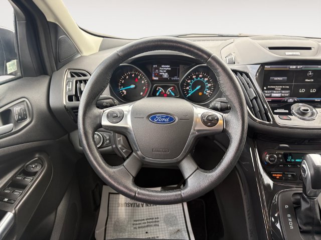 Used 2015 Ford Escape Titanium FWD image 12