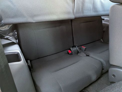 New 2025 Mitsubishi Outlander ES image 30