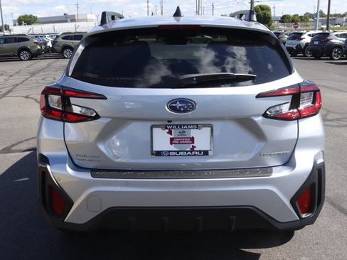 Certified 2025 Subaru Crosstrek 2.5i Limited w/ Crosstrek Mirror Package image 4