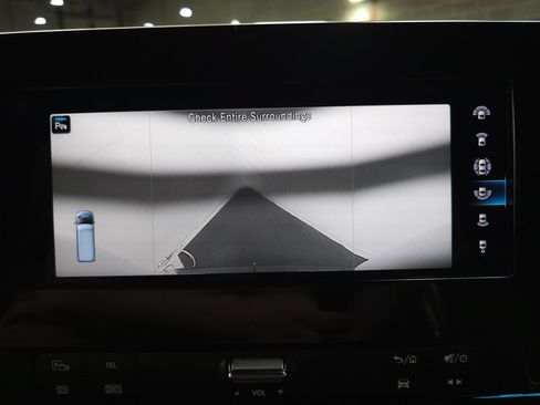 Used 2024 Mercedes-Benz Sprinter 2500 image 17