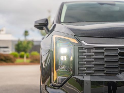 New 2026 Kia Sportage LX FWD image 33