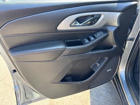 Used 2019 Chevrolet Traverse LT w/ LT Premium Package FWD image 10
