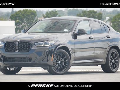 New 2025 BMW X4 xDrive30i w/ M Sport Package