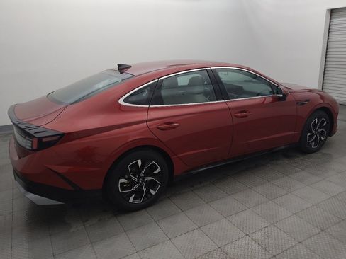 Used 2025 Hyundai Sonata SEL FWD image 10
