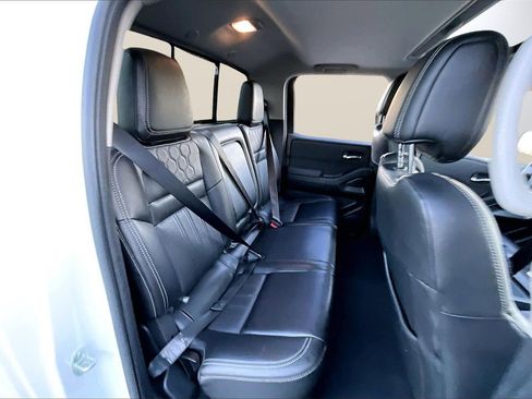Used 2024 Nissan Frontier SL w/ Technology Package image 22