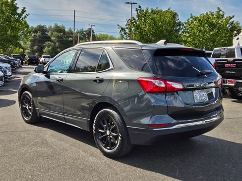Used 2019 Chevrolet Equinox LT w/ Sun & Navigation Package FWD image 6