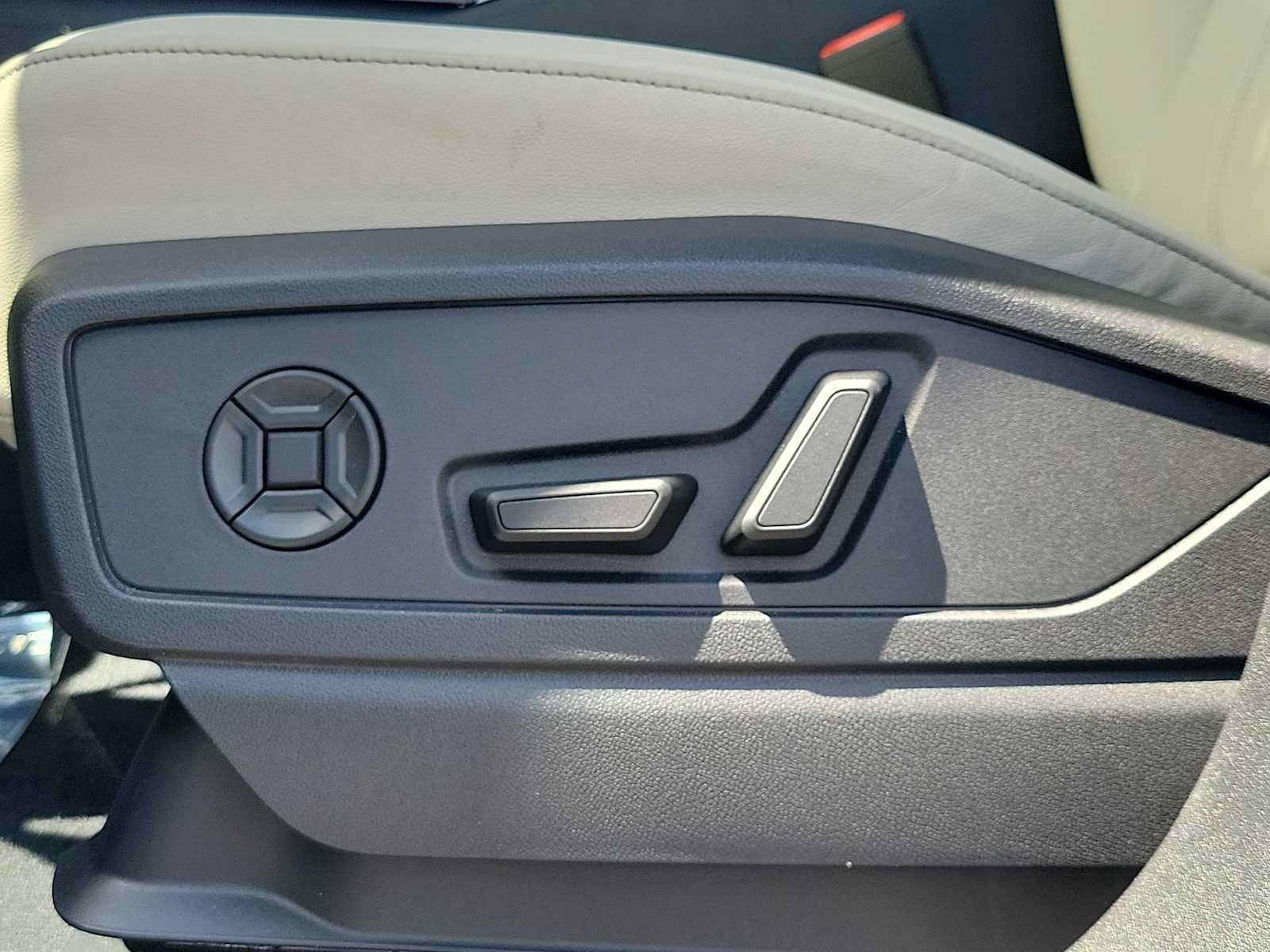 New 2026 Audi Q5 Premium Plus AWD/4WD image 16
