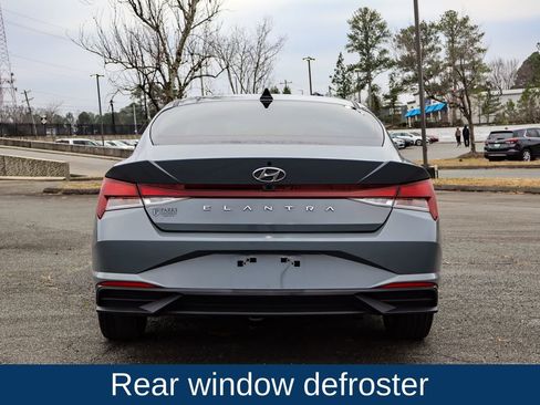 Used 2021 Hyundai Elantra SEL w/ Convenience Package image 6
