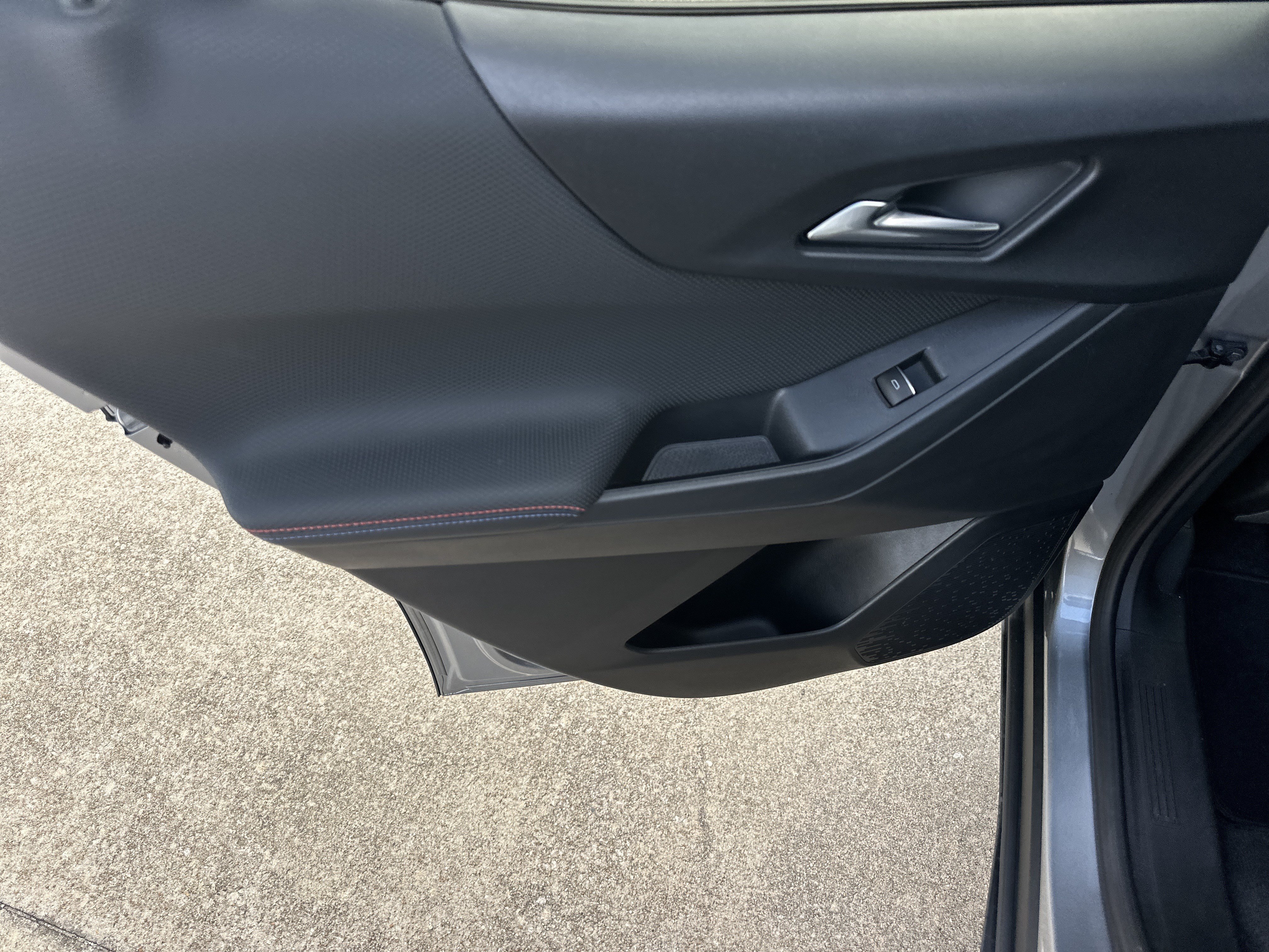 Certified 2025 Chevrolet Equinox RS AWD/4WD image 23