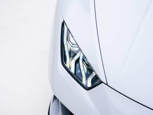 Used 2020 Lamborghini Huracan EVO image 11