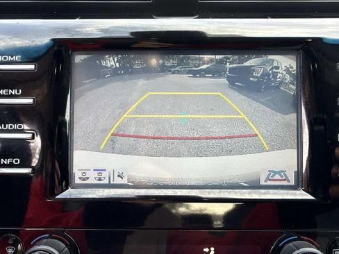 Used 2018 Toyota Camry image 29