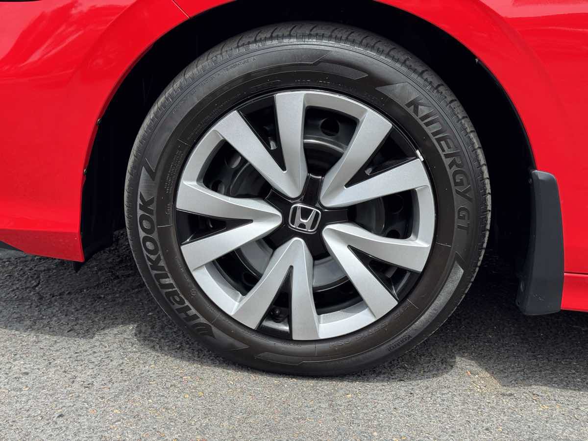 Used 2026 Honda Civic LX image 4
