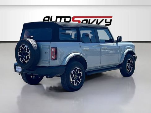 Used 2024 Ford Bronco Outer Banks AWD/4WD image 7