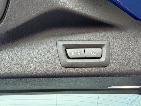 New 2026 BMW X5 M60i w/ Climate Comfort Package image 8