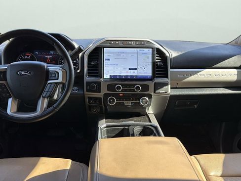 Certified 2022 Ford F250 Lariat w/ Lariat Ultimate Package image 19