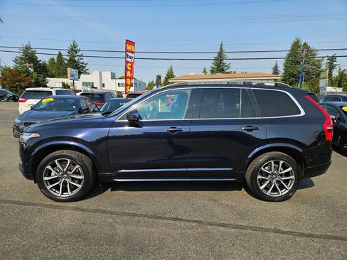 Used 2017 Volvo XC90 T5 Momentum w/ Vision Package AWD/4WD image 8