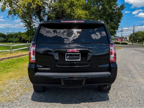 Used 2016 GMC Yukon SLT w/ Premium Edition AWD/4WD image 6