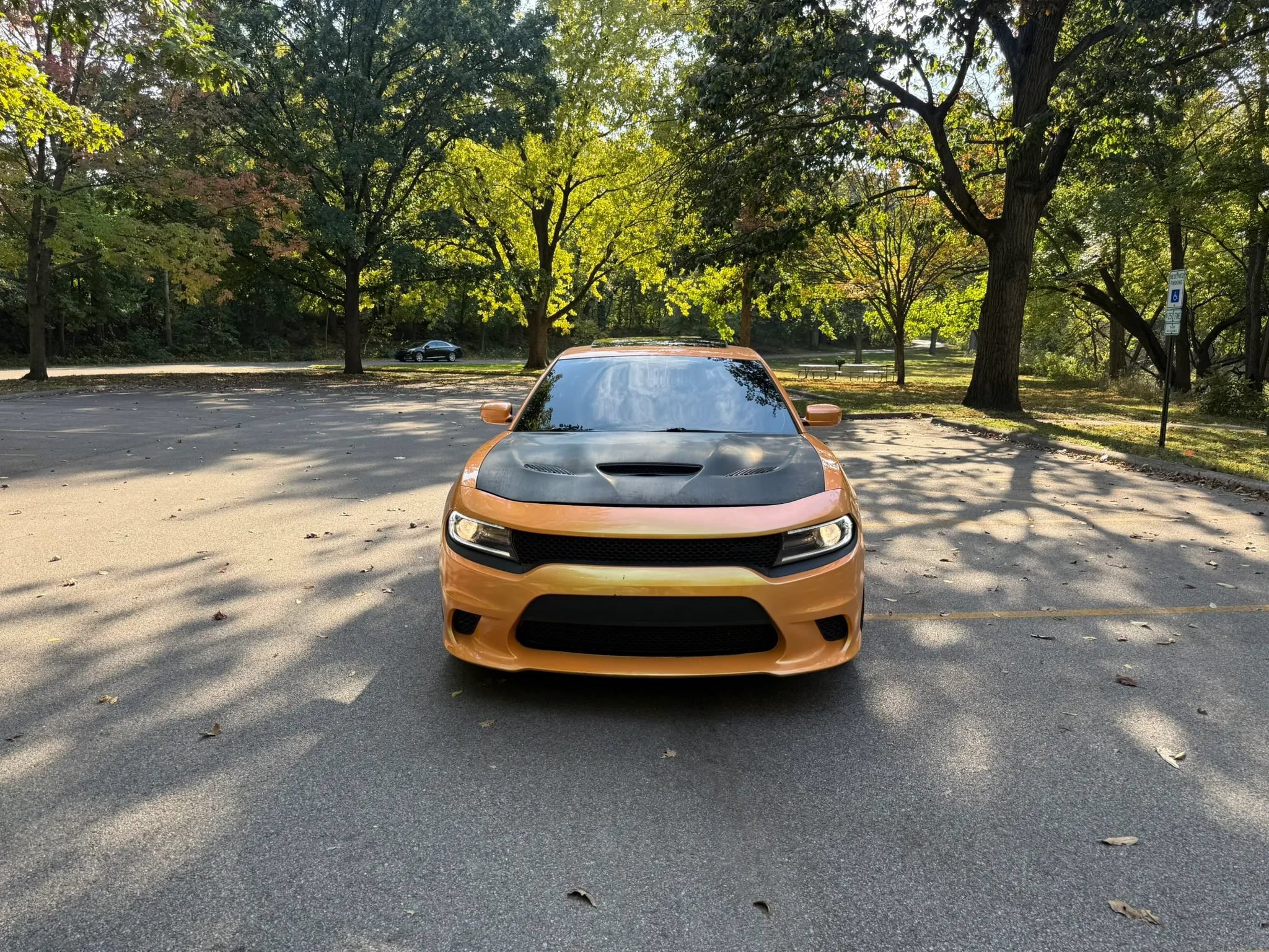 Used 2017 Dodge Charger R/T RWD image 2
