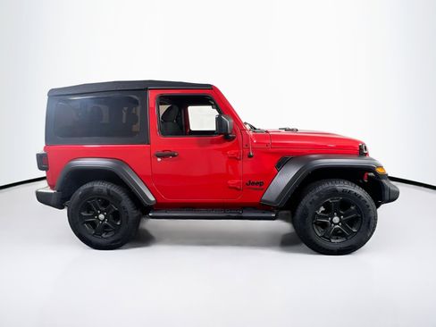Used 2021 Jeep Wrangler Sport S image 4