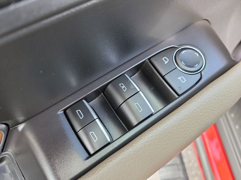 Certified 2023 GMC Canyon Denali AWD/4WD image 17