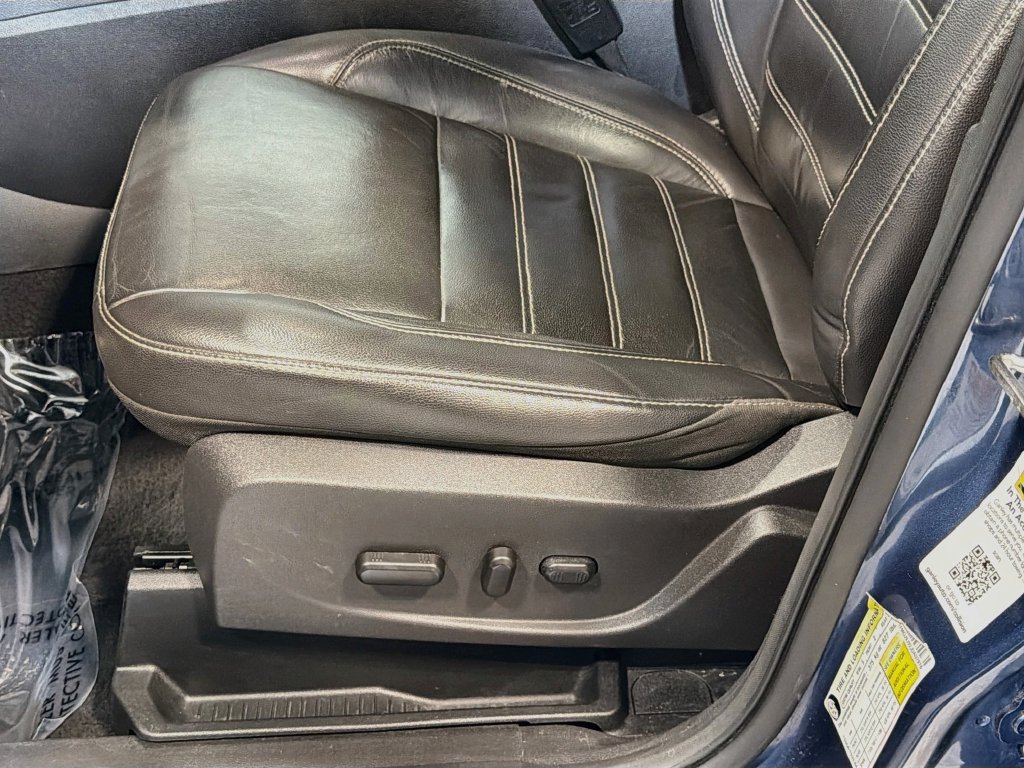 Used 2018 Ford Escape Titanium w/ Ford Safe & Smart Package AWD/4WD image 20